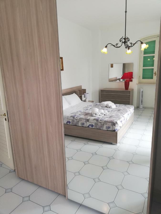 Villa Parisi Bari Kültér fotó